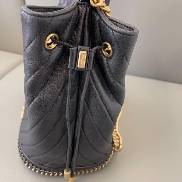 💲4️⃣2️⃣0️⃣0️⃣ Chanel Boy Bucket Bag - Picture 5 of 5